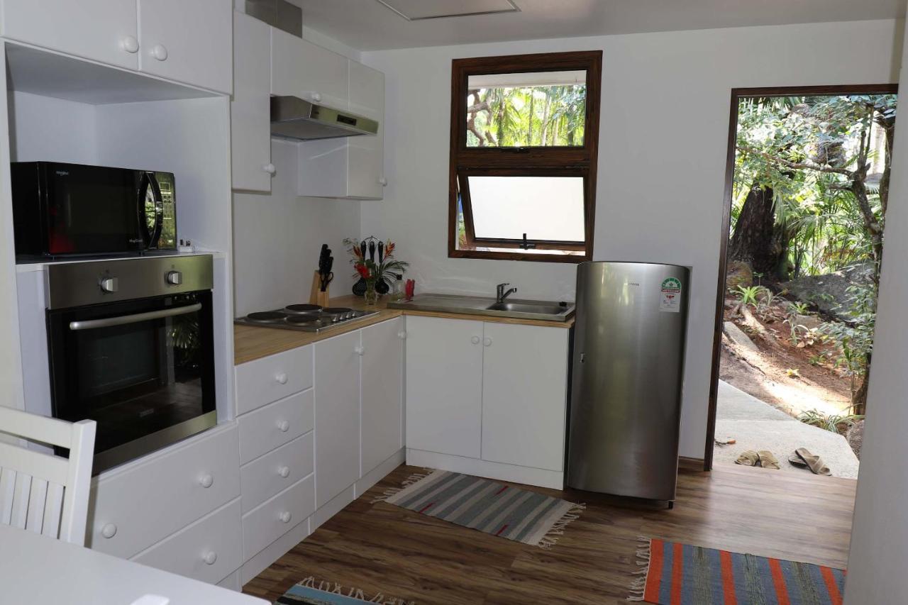 Cashew Nut Grove Chalets Порт-Глод Экстерьер фото